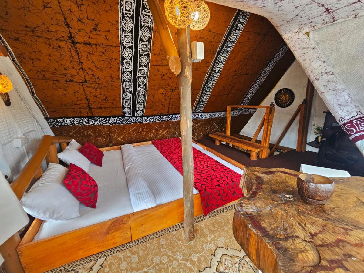 Haven Chalet نوفارا إيلِيا المظهر الخارجي الصورة