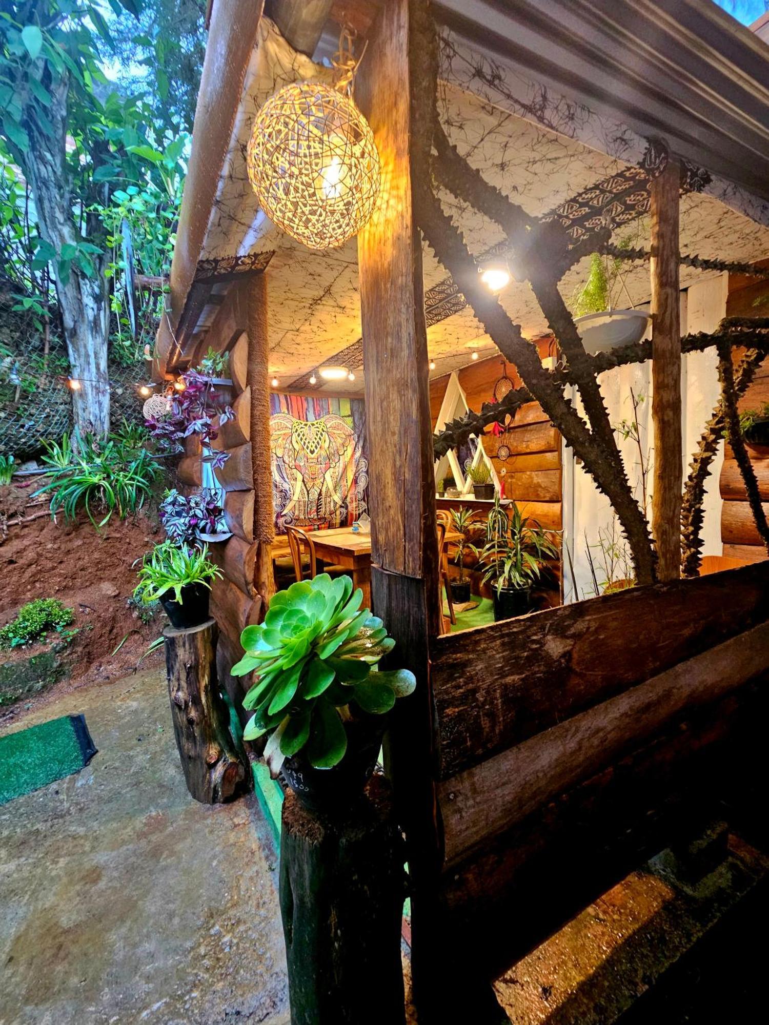 Haven Chalet نوفارا إيلِيا المظهر الخارجي الصورة